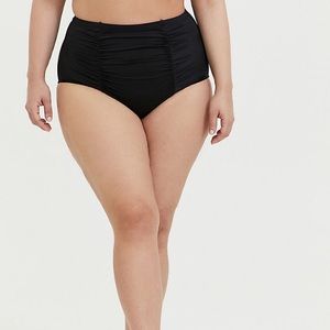 Torrid black ruched high waisted swim bottoms